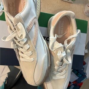 Tretorn Women's Multicolor Hailey Leather Upper Sneakers size 7.5